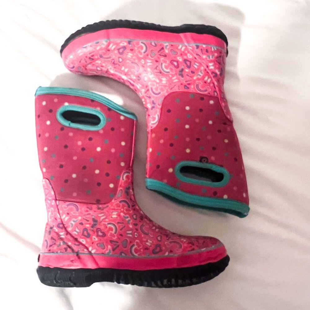 Bogs hearts/rainbows K Classic rain boots VGUC size 6 EU 39 - Picture 9 of 12